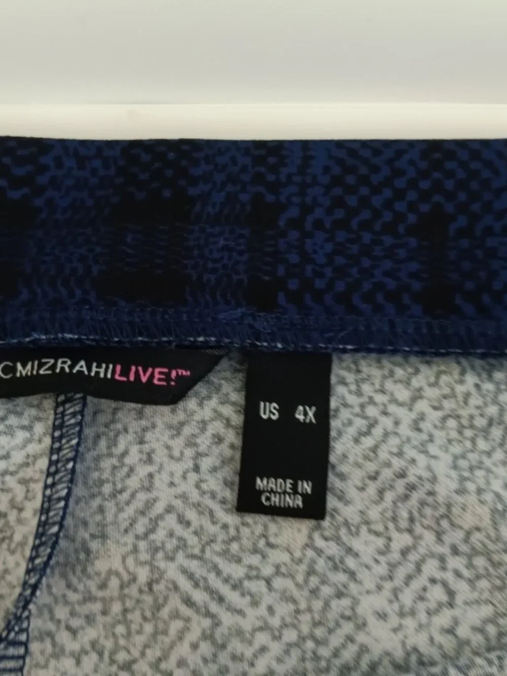 Isaac Mizrahi Regular Printed Scuba Crepe Slim Straight Pants, Navy Sz 4X a65547